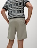 Single Pleat Stretch Chino Shorts