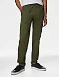 Broek met elastische tailleband en taps toelopende pasvorm