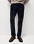 Chino από πολυτελές κοτλέ με μονή πιέτα και κανονική εφαρμογή