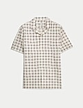 Camisa con cuello cubano 100% algodón con dibujos geométricos