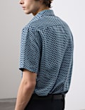 Geometric Print Short Sleeve Shirt