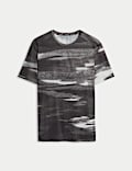 Αθλητικό εμπριμέ T-shirt