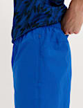 Short de sport extensible coupe standard 13 cm