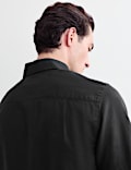 Chemise &agrave; manches courtes coupe standard en m&eacute;lange de coton et lin de luxe