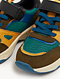 נעלי ספורט לילדים בדוגמת בלוק צבע ובשילוב ™Freshfeet (4 סמול - 2 לארג')