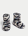 Kids' Camouflage Slipper Boots (4 Small - 7 Large)