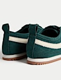 Baskets enfants (du 35,5 au 40,5)