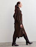 Robe midi coupe ajust&eacute;e en laine &agrave; fines rayures