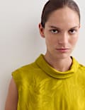 Top coordonné à petites manches et motif avocat jacquard