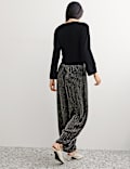 Pantalon coupe barrel longueur cheville avec ornement