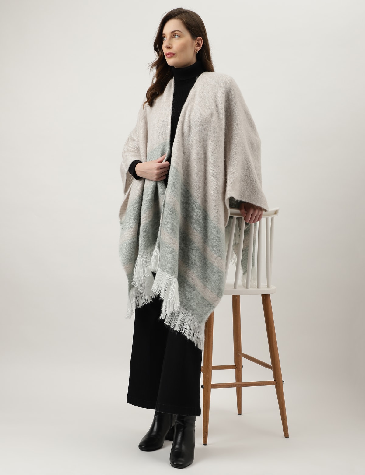 

Marks & Spencer Colorblocked Wrap (FEMALE, GREY MIX)
