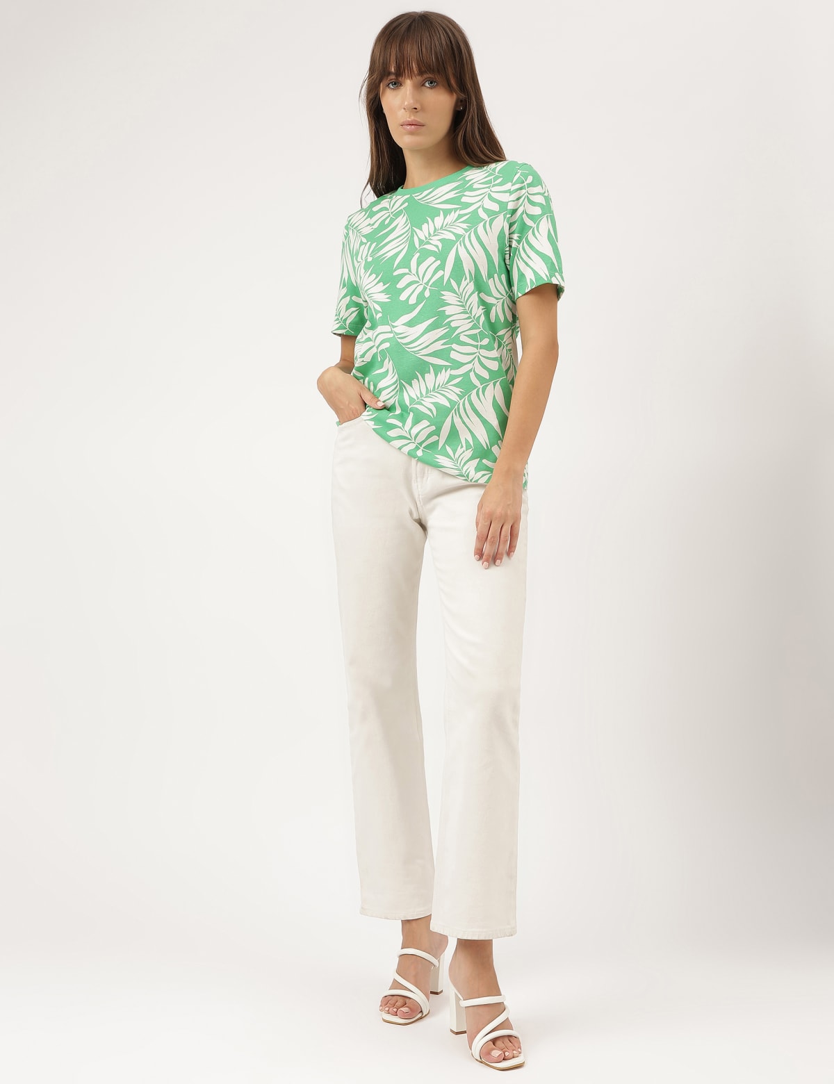 

Marks & Spencer Pure Cotton Tropical Printed T-Shirt (FEMALE, LIGHT GREEN MIX, 12)