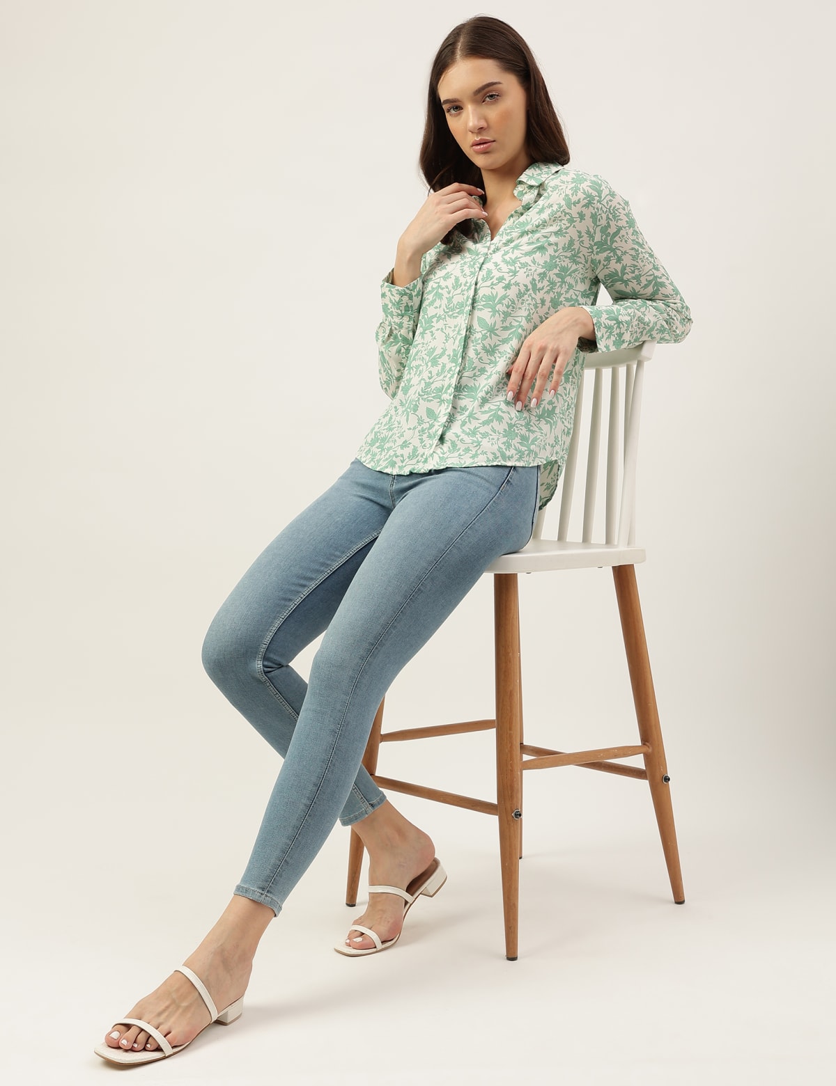 

Marks & Spencer Printed Spread Collar Shirt (FEMALE, JADE MIX, 6)