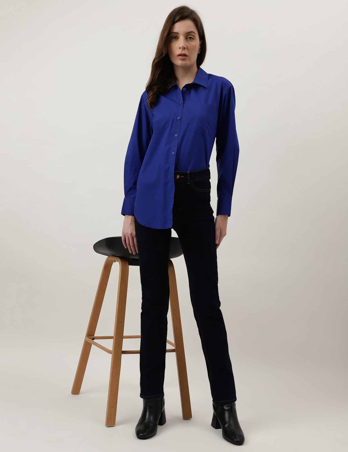 

Marks & Spencer Plain Regular Fit Shirt (FEMALE, ELECTRIC BLUE, 12)