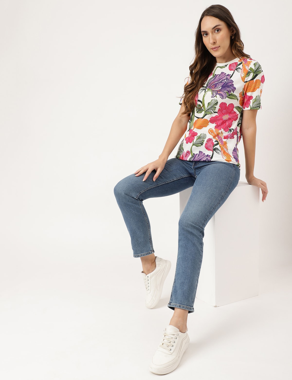 

Marks & Spencer Cotton Rich Fitted T-Shirt (FEMALE, MULTI, 12)