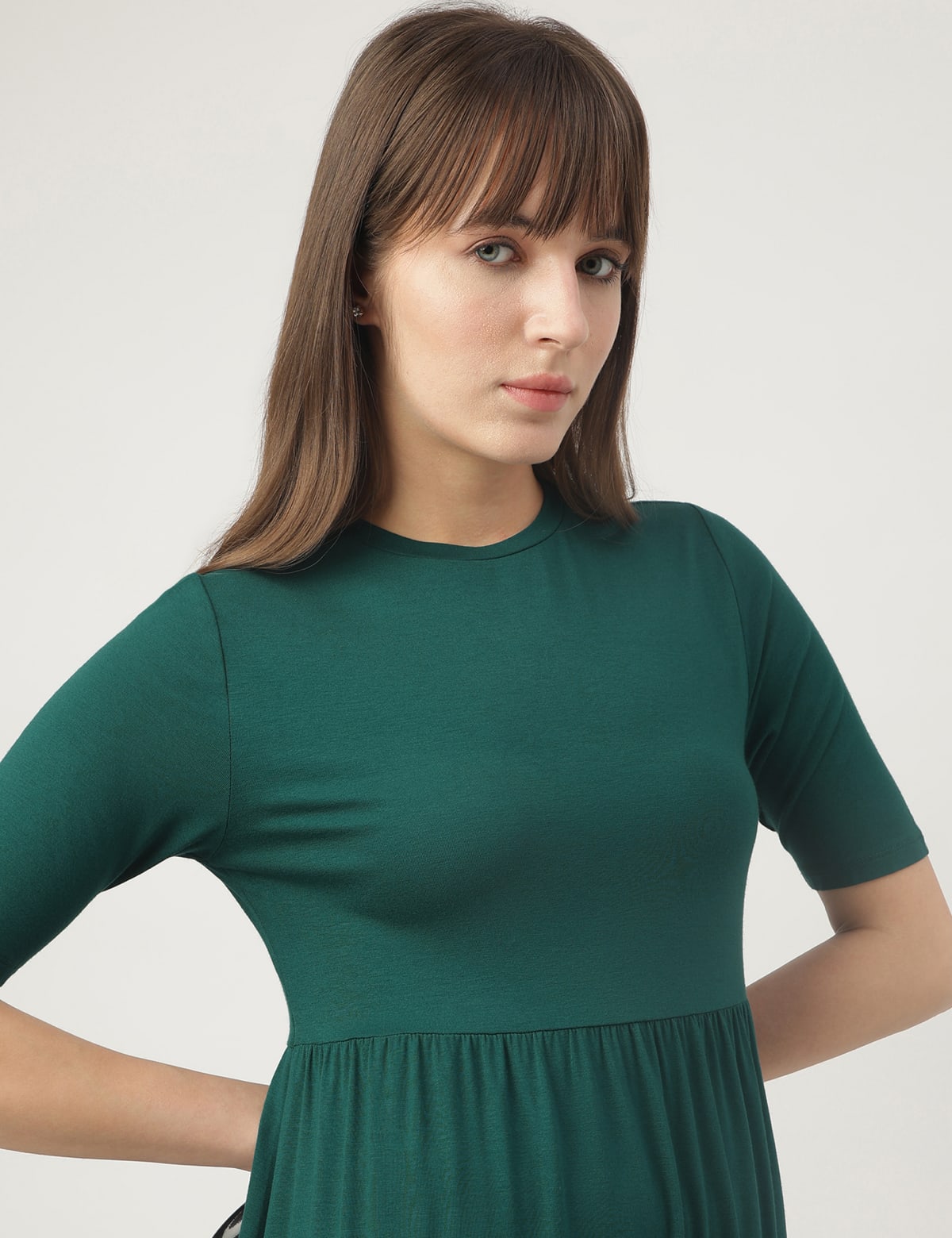 

Marks & Spencer Slim Fit Knee Length Solid Dress (FEMALE, PEACOCK, 14)