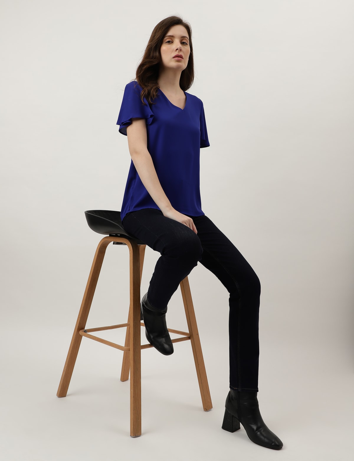 

Marks & Spencer Plain V-Neck Top (FEMALE, ROYAL BLUE, 20)