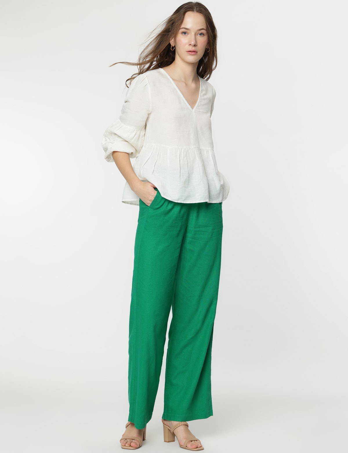 

Marks & Spencer Linen Mix Plain Wide Leg Trousers (FEMALE, EMERALD, 12-REG)
