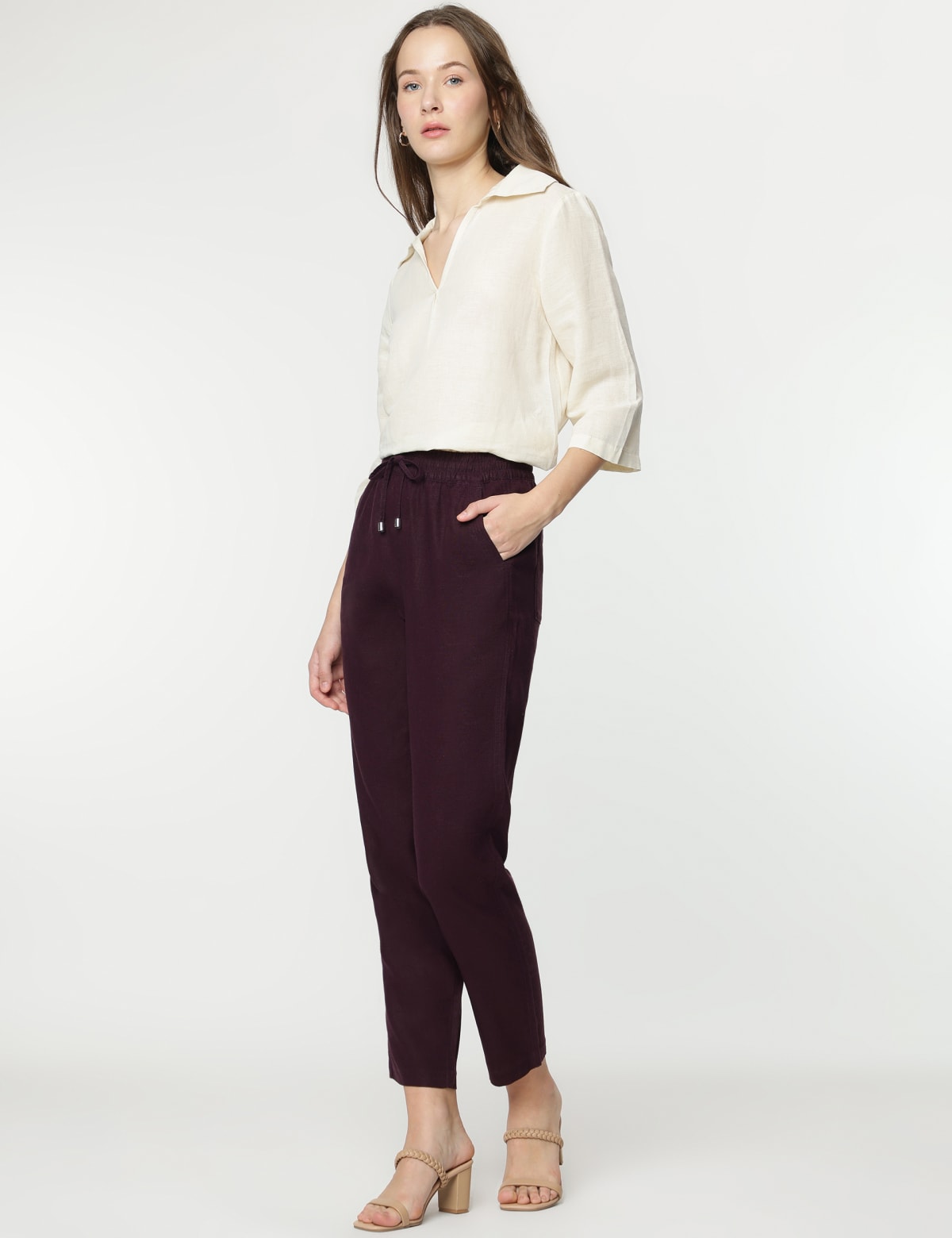 

Marks & Spencer Linen Mix Plain Straight Leg Trousers (FEMALE, DARK GRAPE, 8-REG)