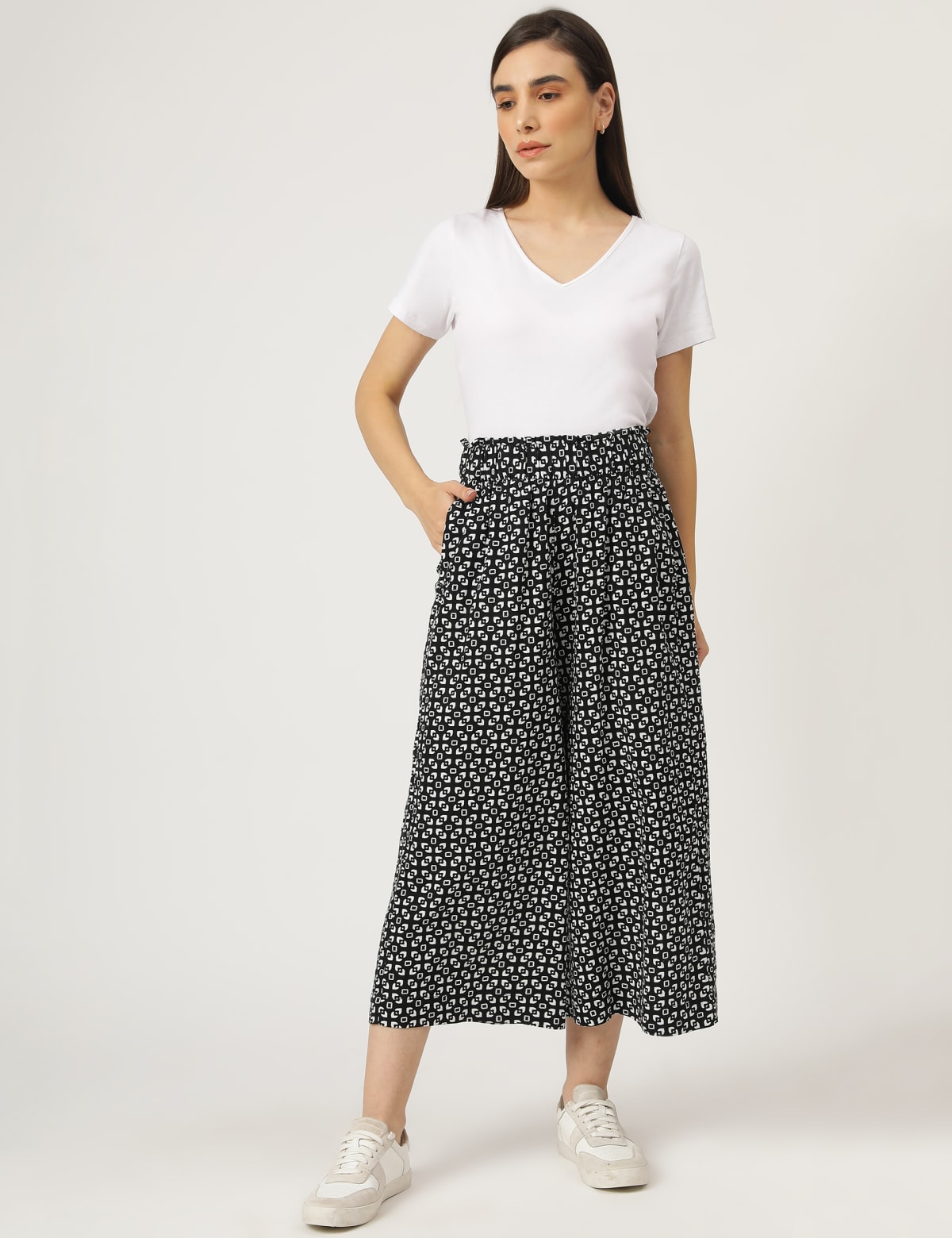 

Marks & Spencer Linen Mix Printed Wide Leg Culottes (FEMALE, BLACK MIX, 18-REG)