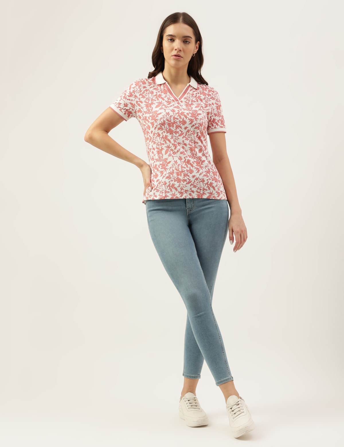 

Marks & Spencer Solid Skinny Fit Jeans (FEMALE, LIGHT INDIGO MIX, 16-REG)