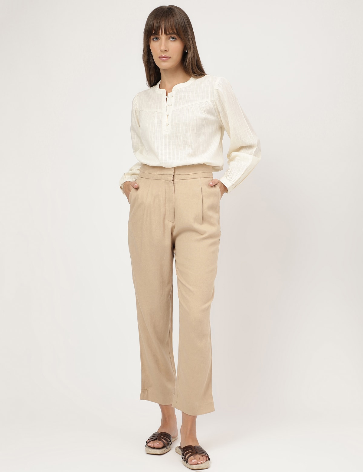 

Marks & Spencer Linen Mix Plain Straight Leg Trousers (FEMALE, CARAMEL, 16-REG)