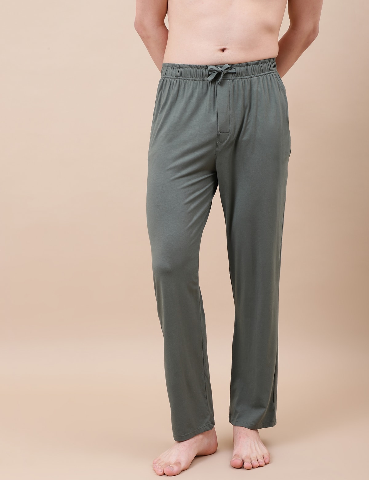 

Marks & Spencer Cotton Blend Solid Drawstring Pyjama (MALE, MOSS GREEN, XL)