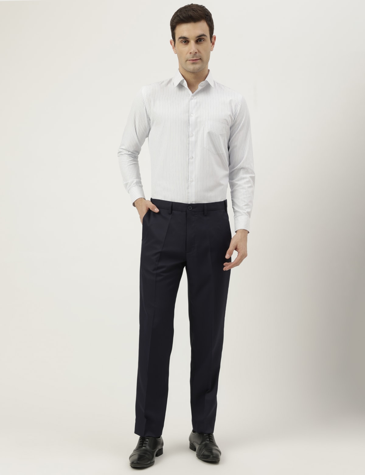 

Marks & Spencer Plain Trousers (MALE, NAVY MIX, 36-LNG)