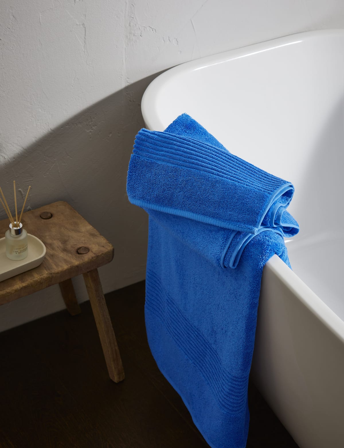 

Marks & Spencer Luxury Egyptian Cotton Towel (ROYAL BLUE, BATH)