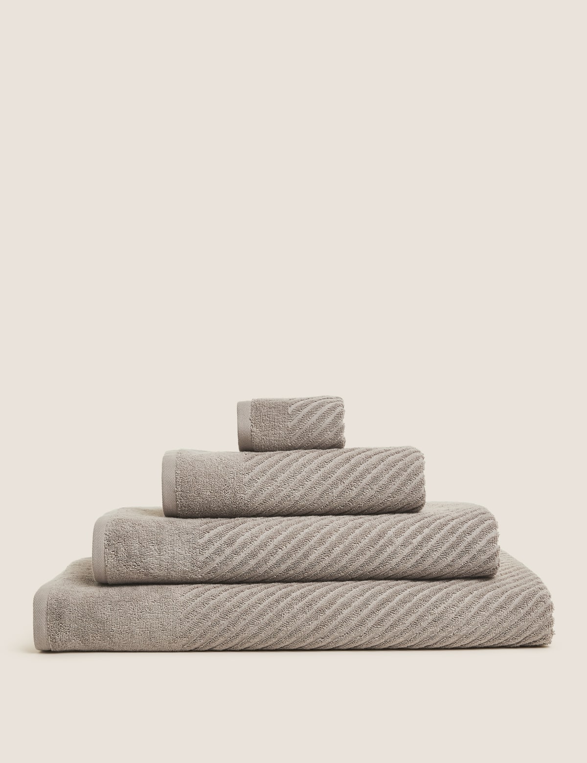 

Marks & Spencer Cotton Rich Quick Dry Towel (NATURAL, BATH)