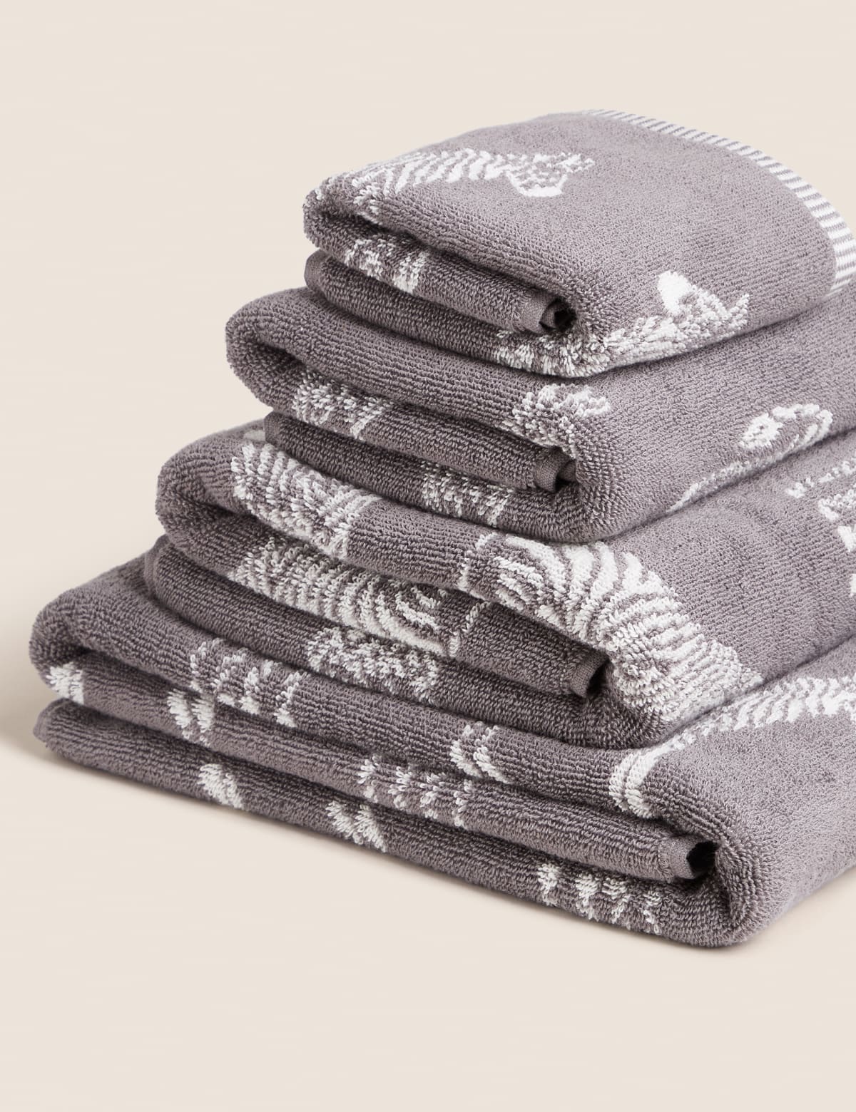 

Marks & Spencer Pure Cotton Zebra Towel (GREY MIX, BATH)