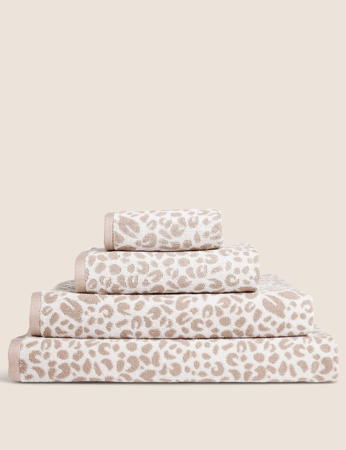 

Marks & Spencer Pure Cotton Leopard Print Towel (NEUTRAL, BATH)