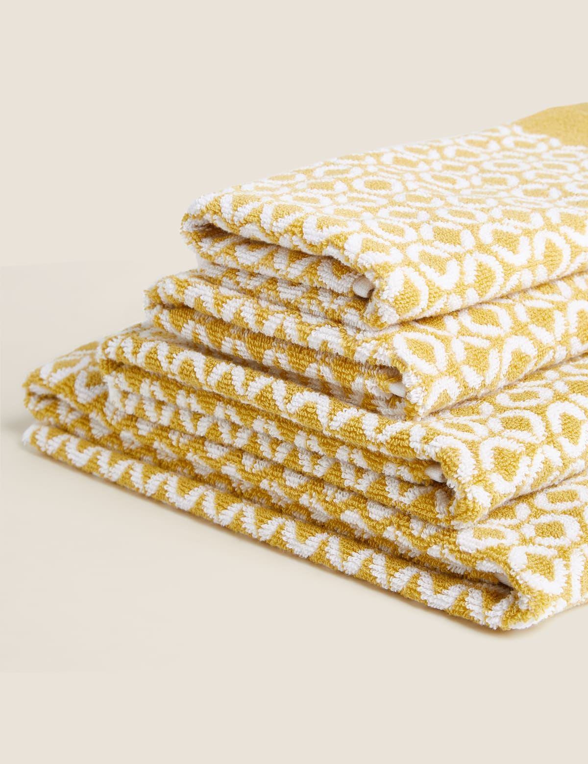 

Marks & Spencer Pure Cotton Repeat Links Towel (OCHRE, BATH)