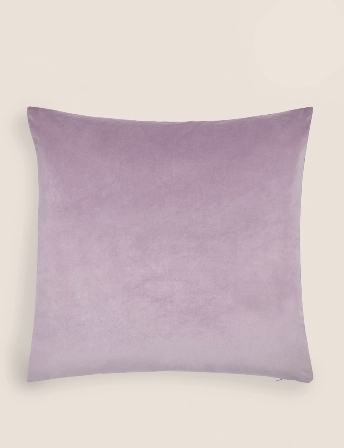

Marks & Spencer Velvet Cushion (UNISEX, LILAC)
