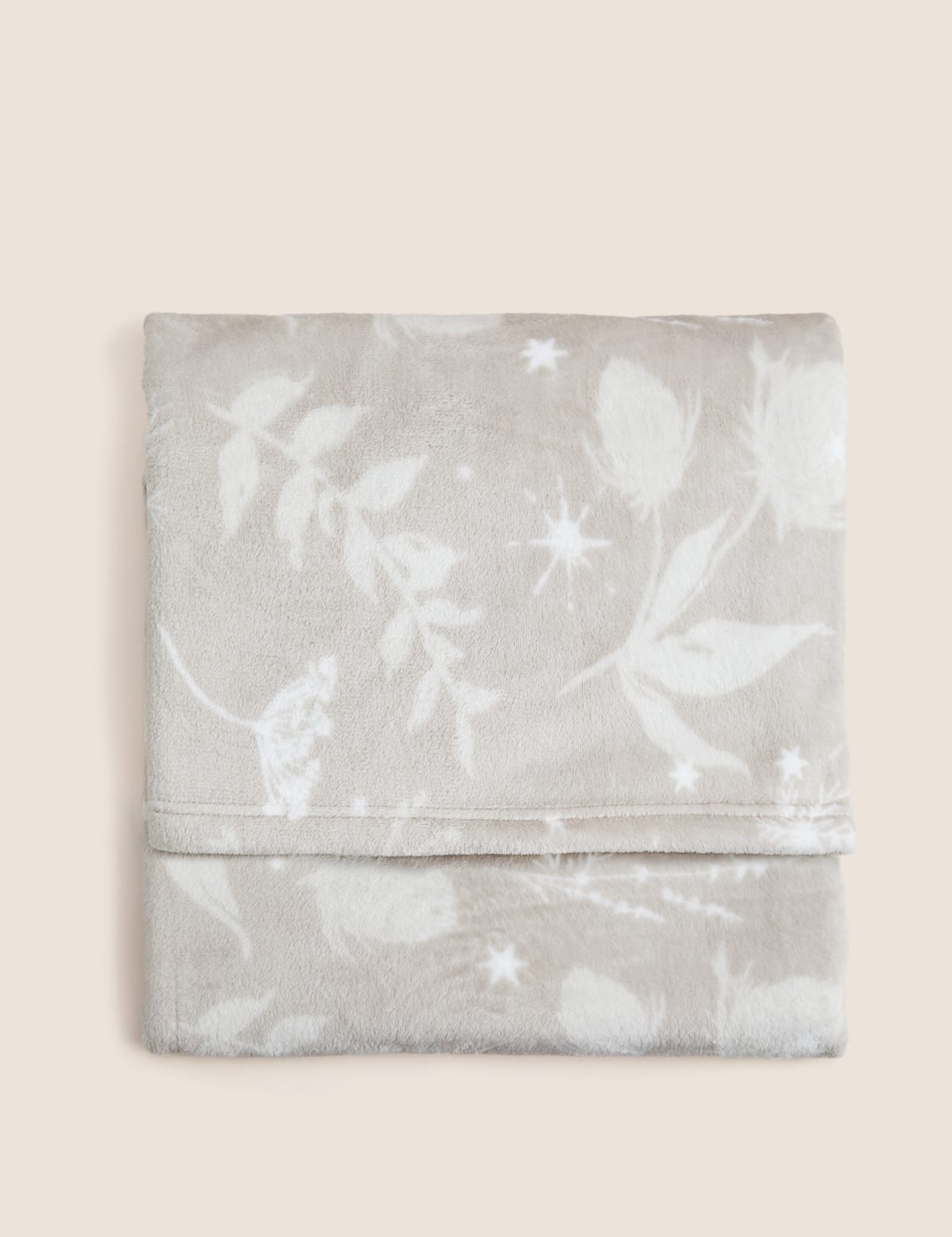 

Marks & Spencer Fleece Floral Throw (NATURAL MIX)