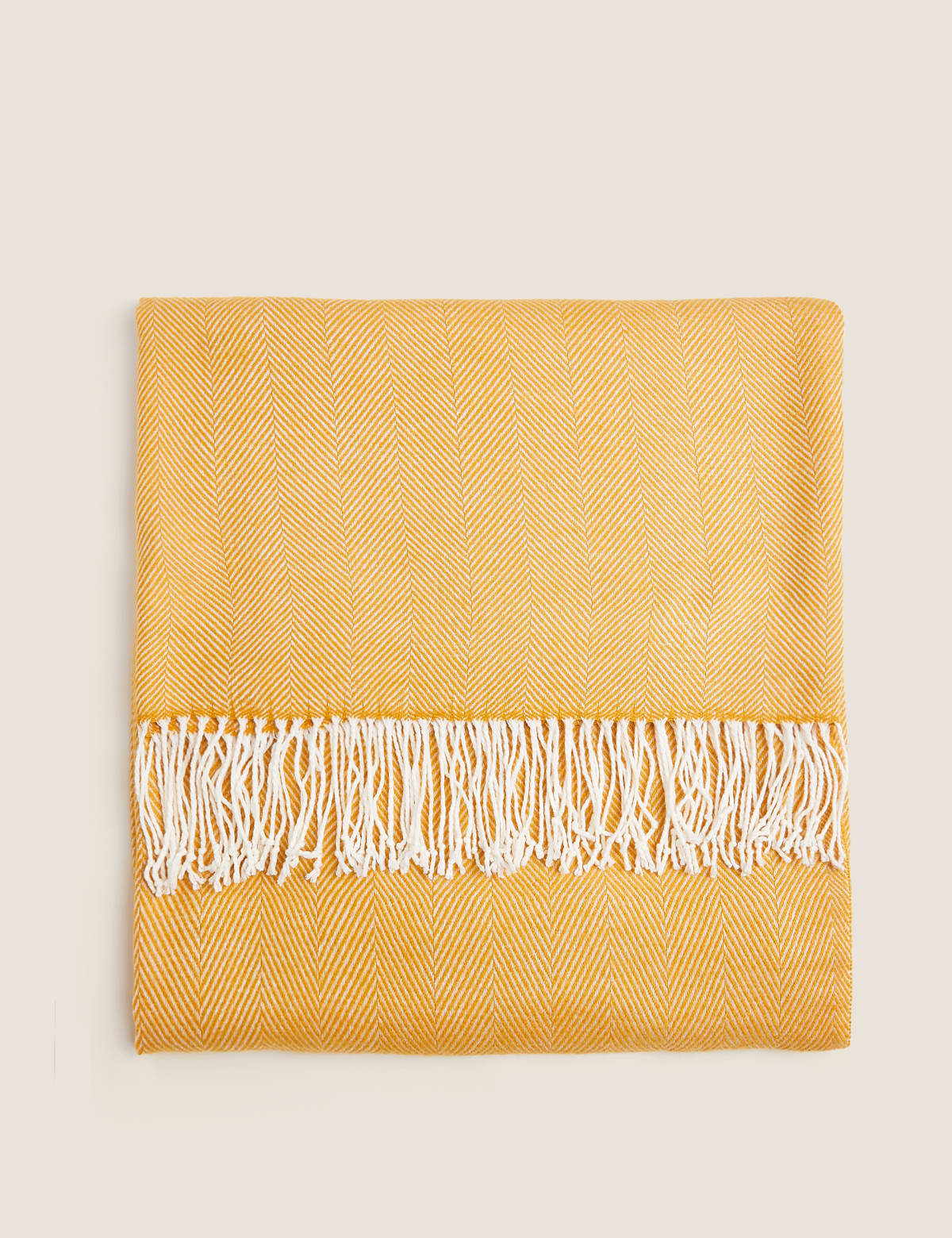 

Marks & Spencer Herringbone Throw (OCHRE)