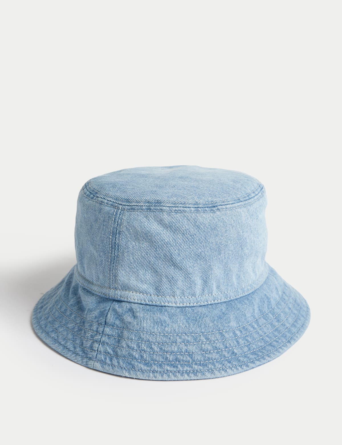 

Marks & Spencer Pure Cotton Bucket Hat (FEMALE, DENIM, M-L)