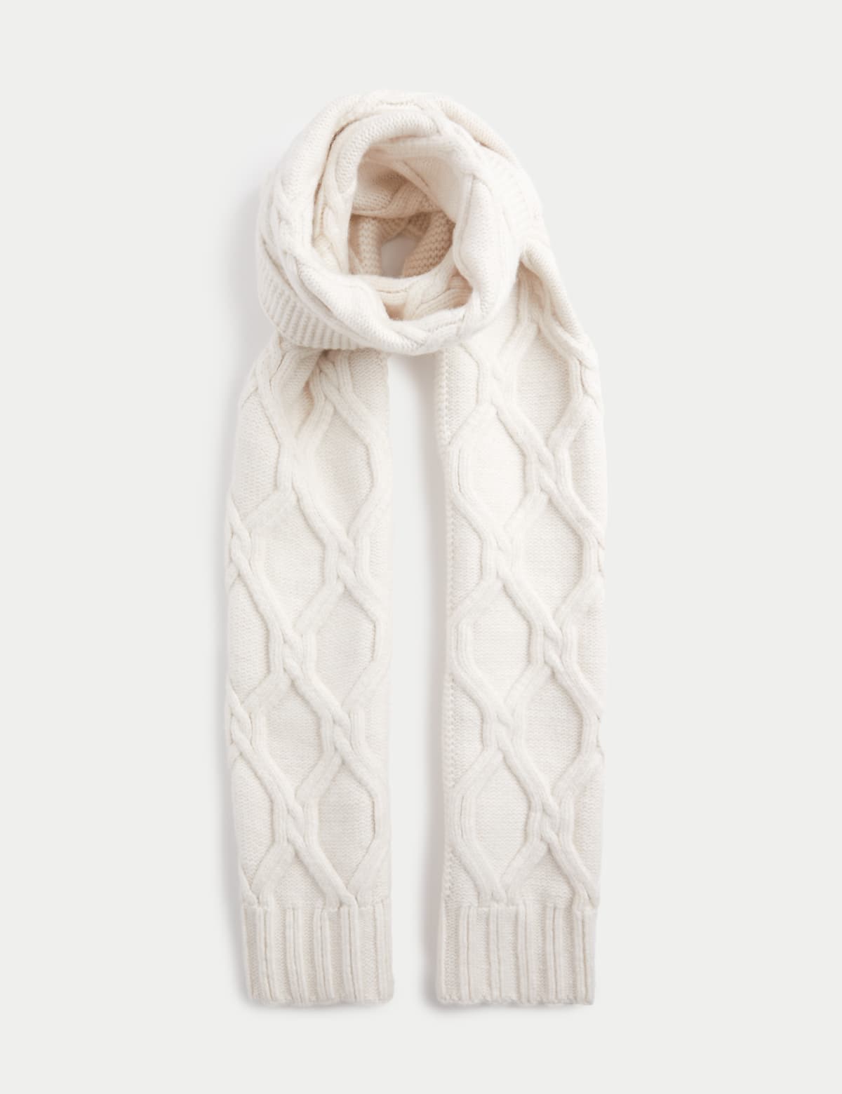 

Marks & Spencer Cable Knit Scarf (FEMALE, CREAM)