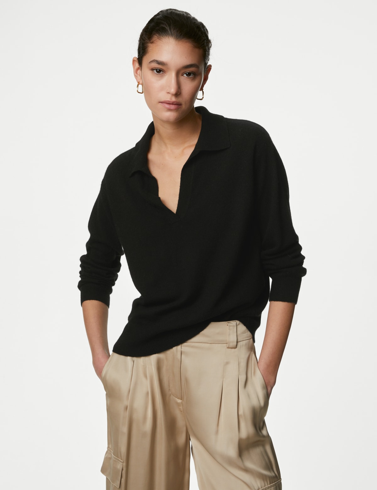 

Marks & Spencer Pure Cashmere Collared Relaxed Jumper (FEMALE, BLACK, S)