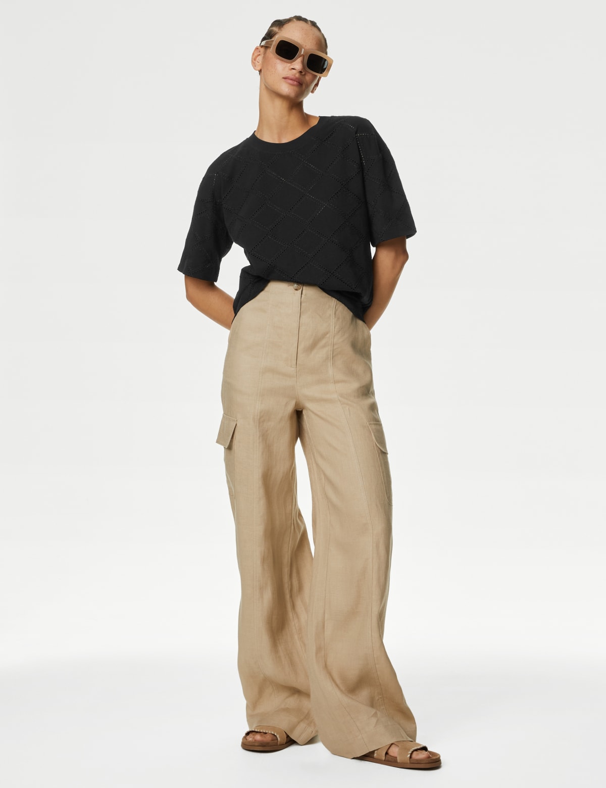 

Marks & Spencer Cotton Rich Broderie T-Shirt (FEMALE, BLACK, 8)