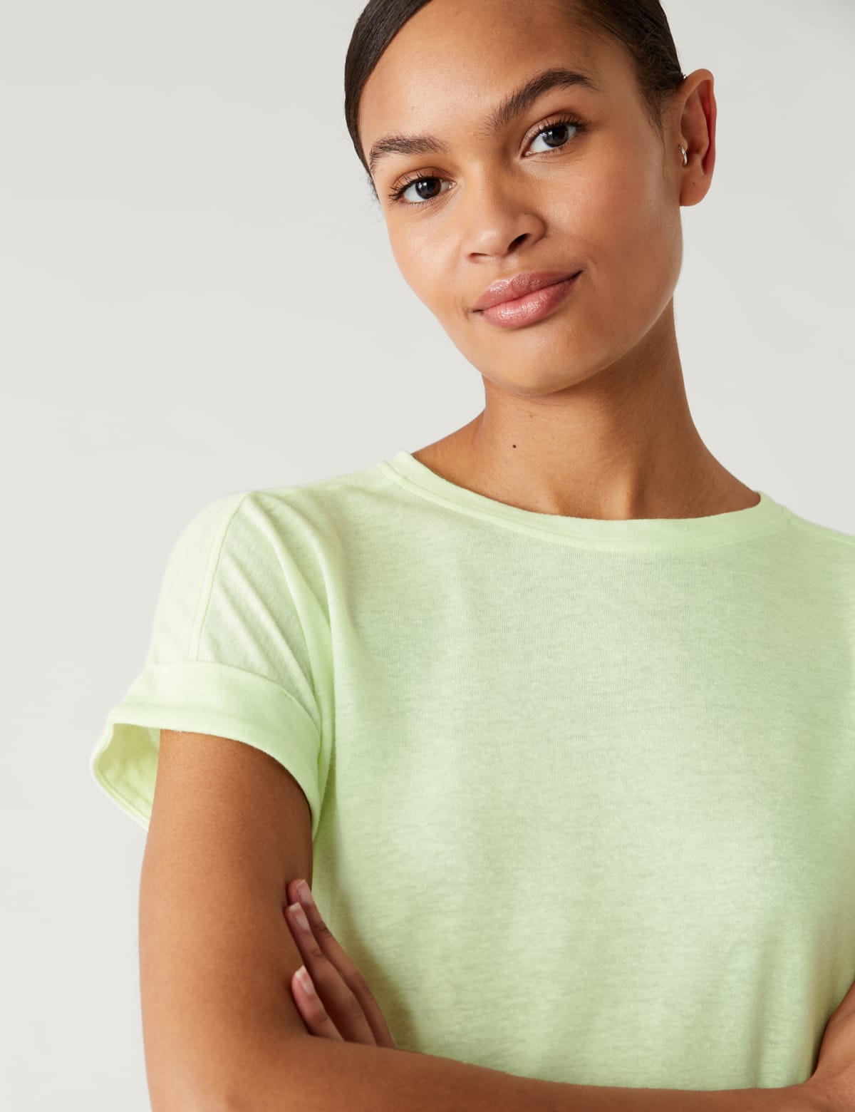 

Marks & Spencer Linen Rich T-Shirt (FEMALE, LIGHT APPLE, 12)