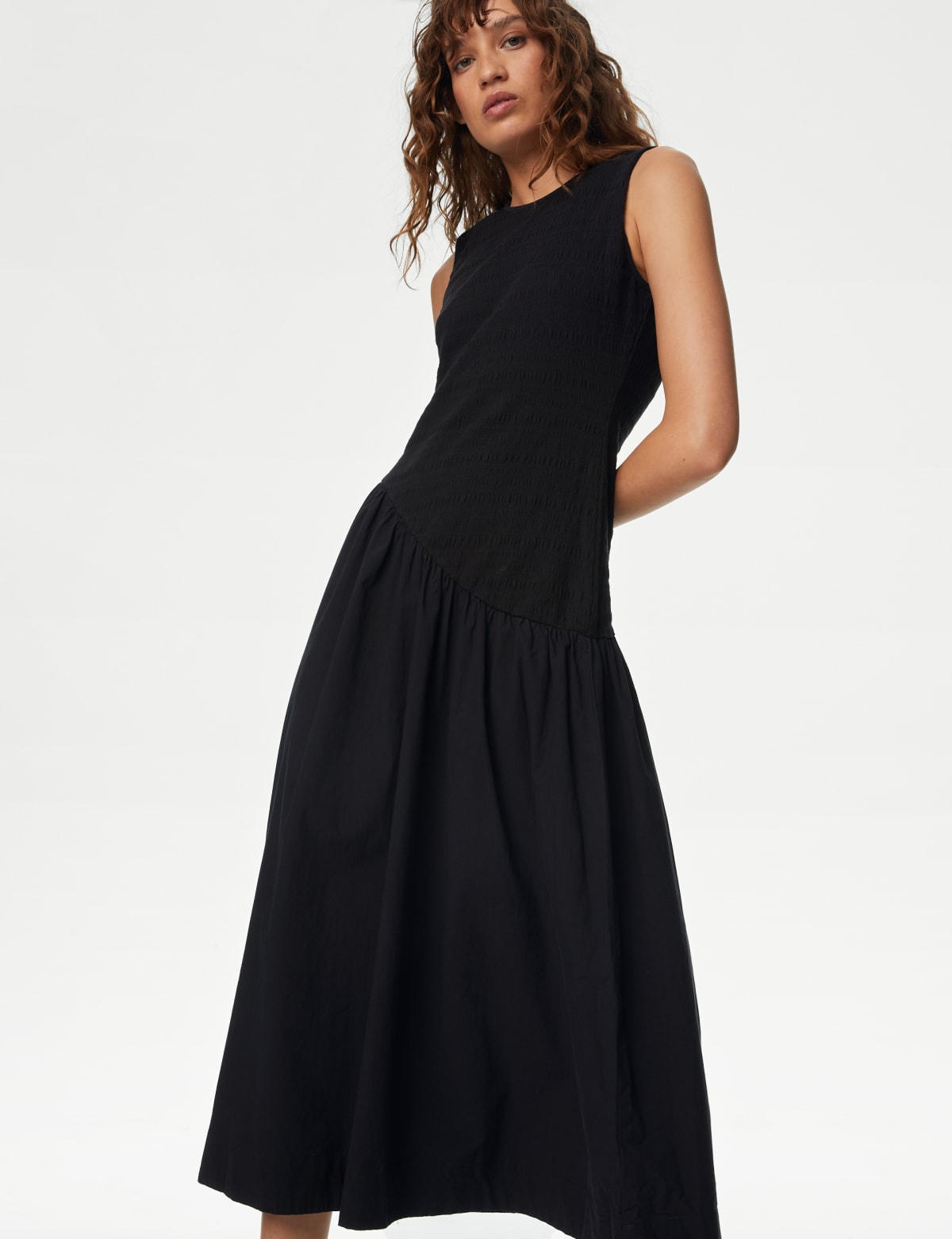 

Marks & Spencer Cotton Blend Textured Midi Drop Waist Dress (FEMALE, BLACK, 14-PET)