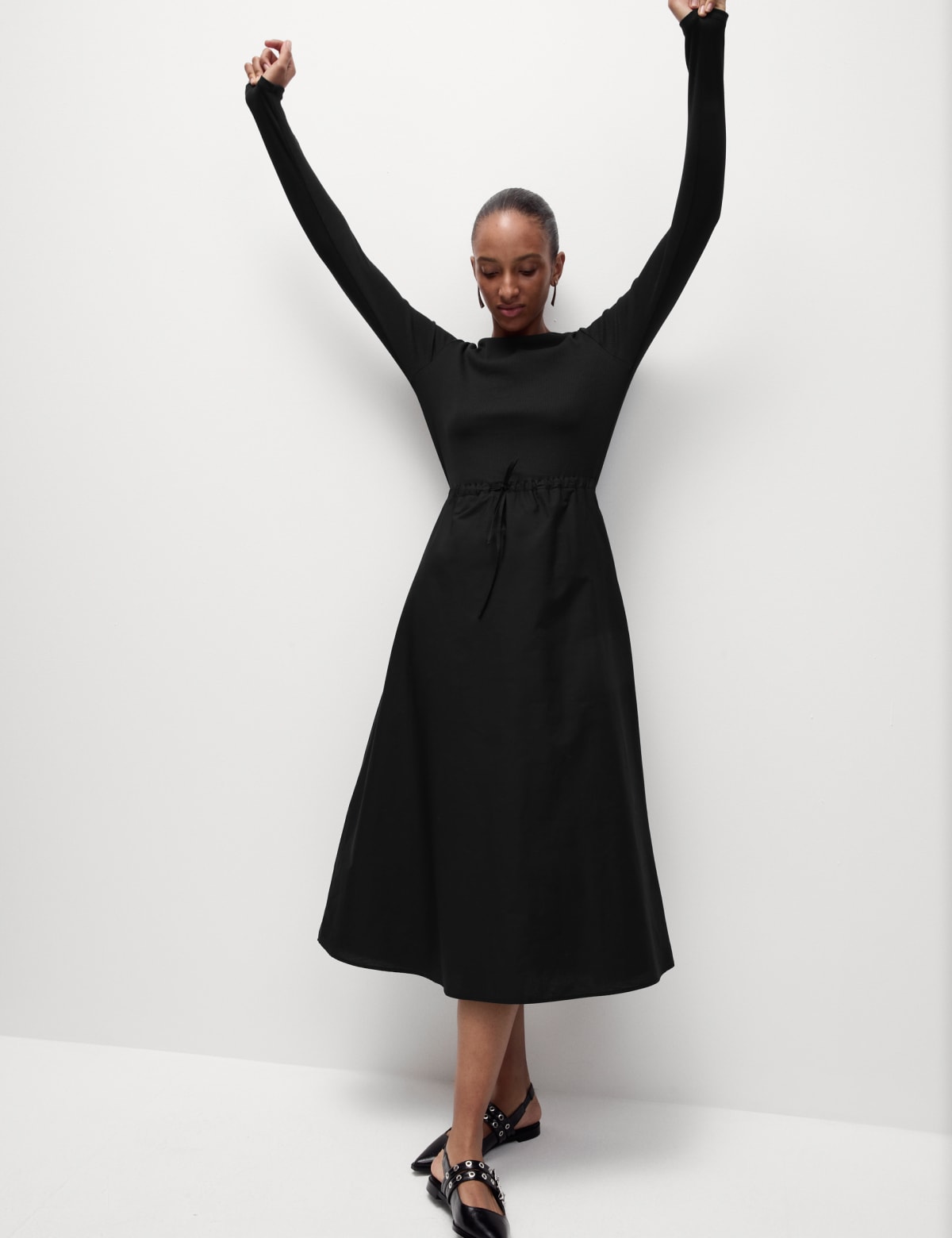 

Marks & Spencer Cotton Rich Midi Skater Dress (FEMALE, BLACK, 10-TAL)