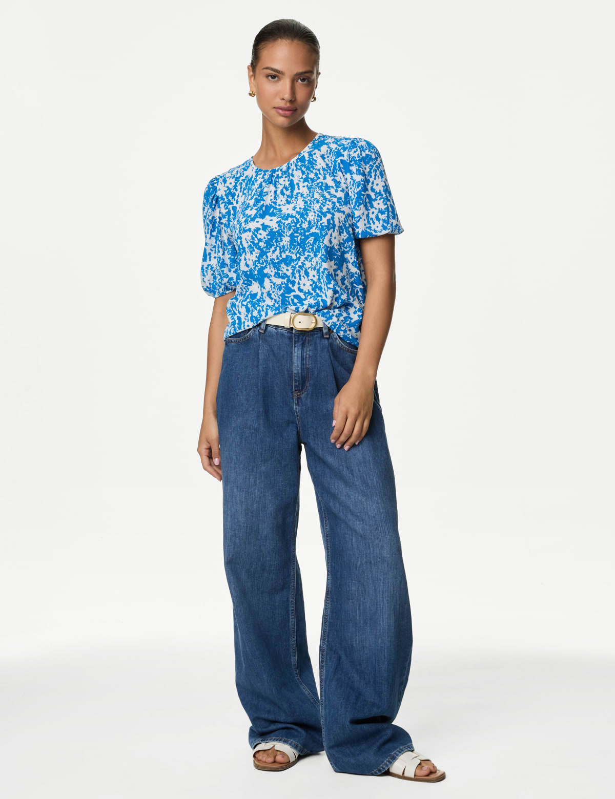 

Marks & Spencer Printed Round Neck Puff Sleeve Blouse (FEMALE, BLUE MIX, 12-REG)