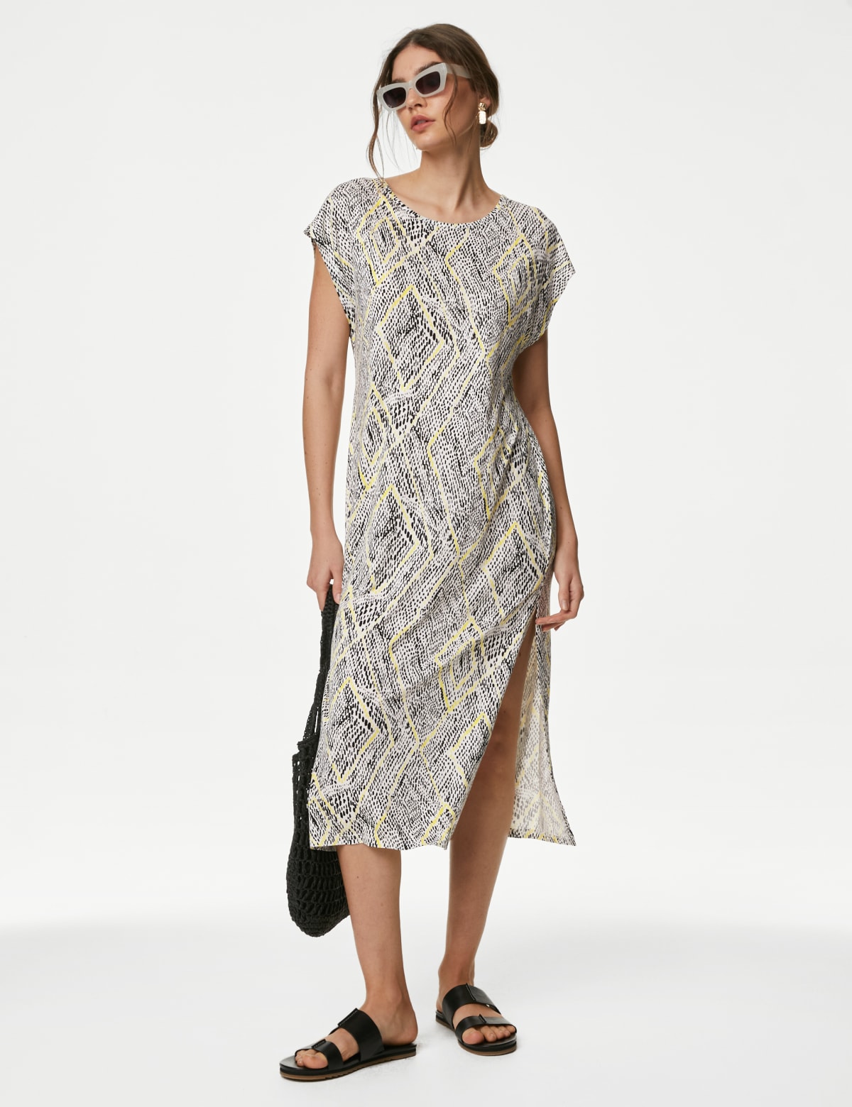 

Marks & Spencer Jersey Printed Midi Relaxed Shift Dress (FEMALE, YELLOW MIX, L)