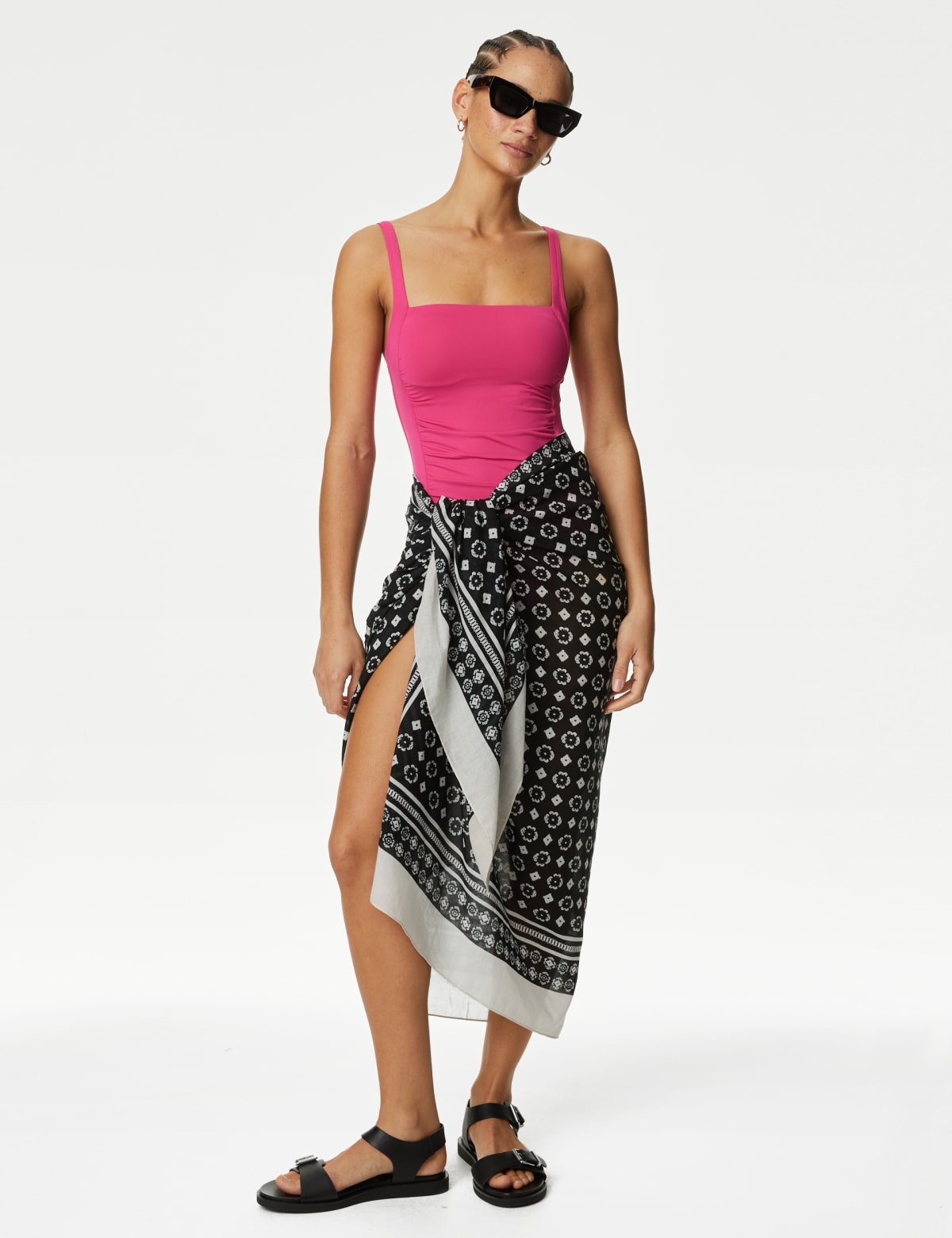 

Marks & Spencer 360 Tummy Control Padded Square Neck Swimsuit (FEMALE, PINK FIZZ, 6-REG)