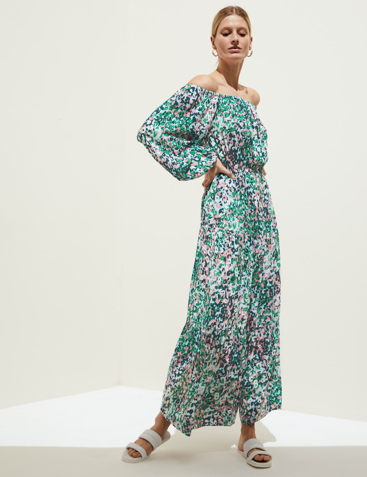

Marks & Spencer Printed Bardot Midaxi Dress (FEMALE, GREEN MIX, 6-SHT)