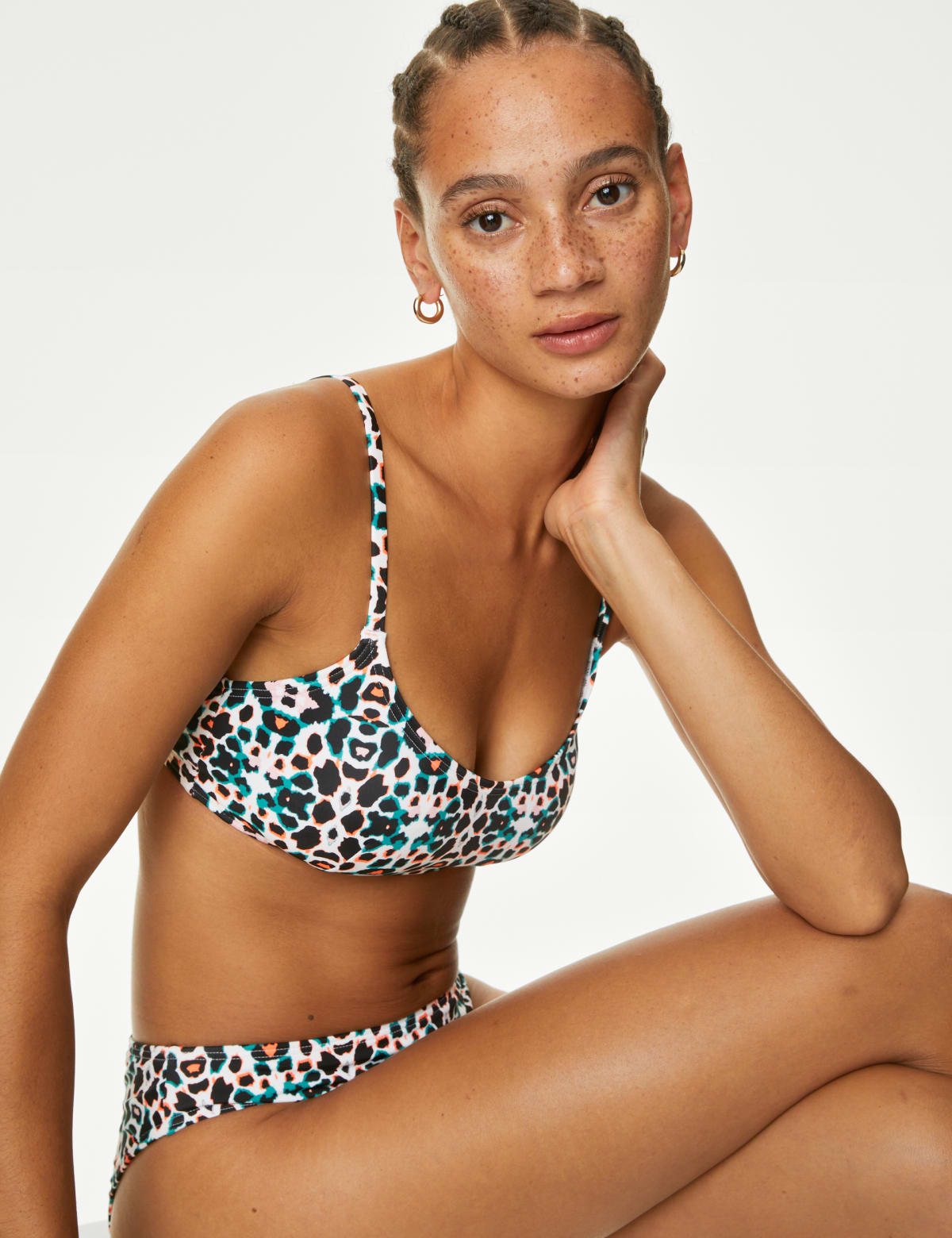 

Marks & Spencer Printed Padded Scoop Neck Bikini Top (FEMALE, MULTI, 16)