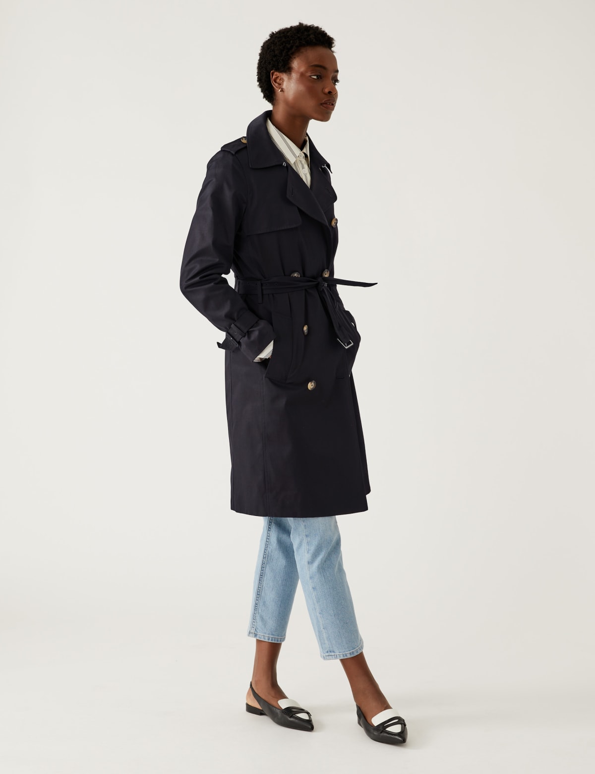 

Marks & Spencer Double Breasted Trench Coat with Recycled Polyester (FEMALE, BLACK, 18)