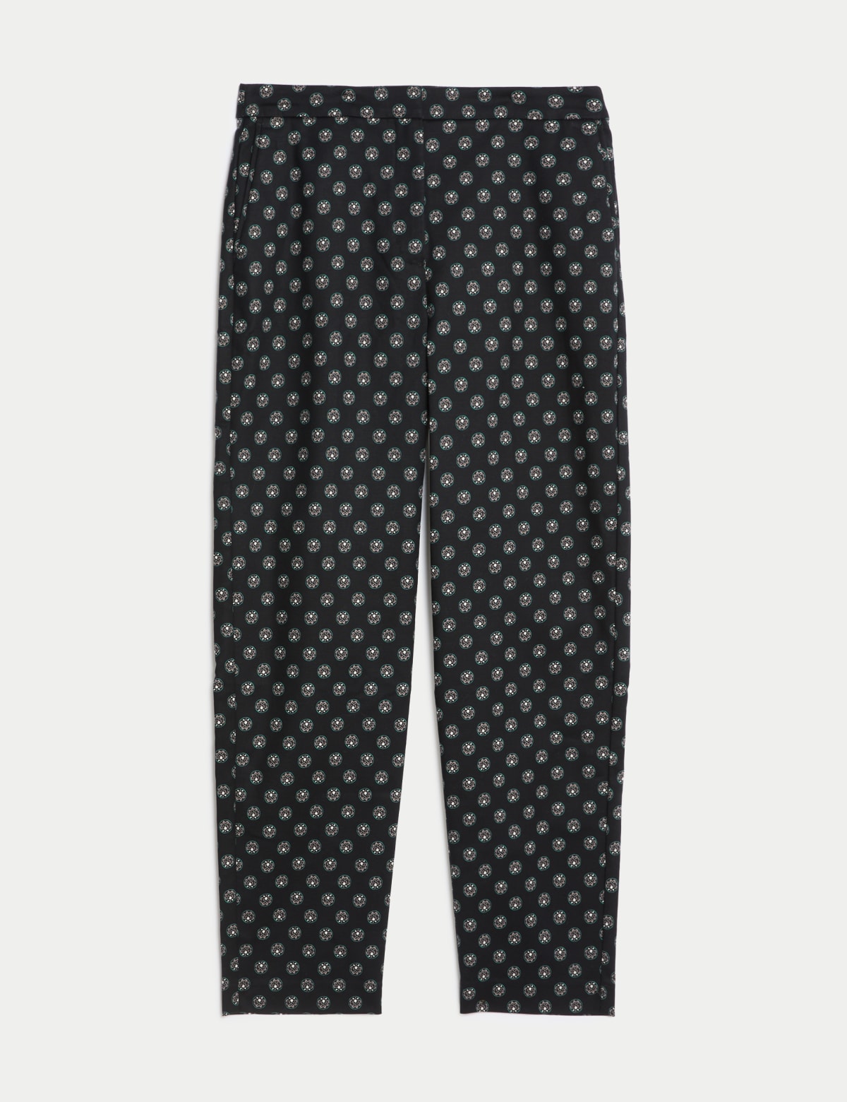 

Marks & Spencer Cotton Rich Slim Fit Ankle Grazer Trousers (FEMALE, BLACK, 20-REG)